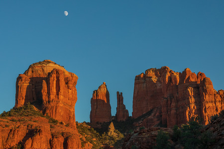 Moon Over Cathedral Rockの写真素材