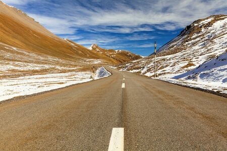 Pass road in swiss - Albulapassの写真素材