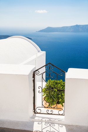 White architecture on Santorini island, Greece. Beautiful landscape with sea view.の写真素材