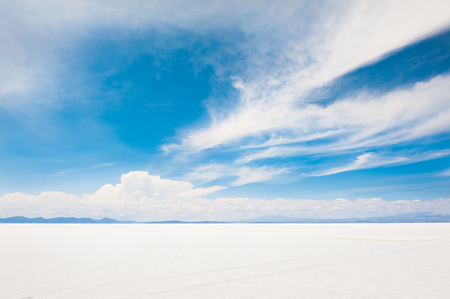 Salar de Uyuni salt flat, Altiplano, Boliviaの写真素材