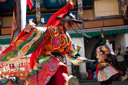 Tengboche, Nepal - October, 26, 2018: The monks perform religious masked buddhistic dance during the Mani Rimdu festival in Tengboche Monasteryのeditorial素材