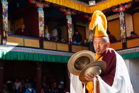 Tengboche, Nepal - October, 26, 2018: The monk perform religious buddhistic dance during the Mani Rimdu festival in Tengboche Monasteryのeditorial素材