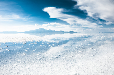 Salar de Uyuni salt flat, Altiplano, Bolivia.の写真素材