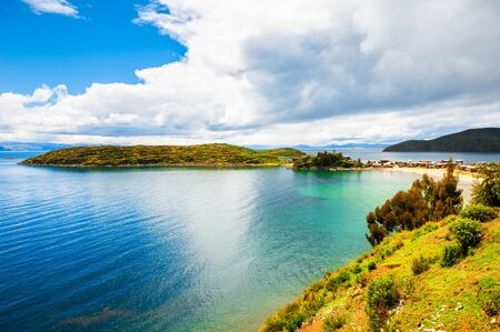Beautiful coast of Island of Sun (Isla del Sol) on Titicaca lake, Boliviaの写真素材