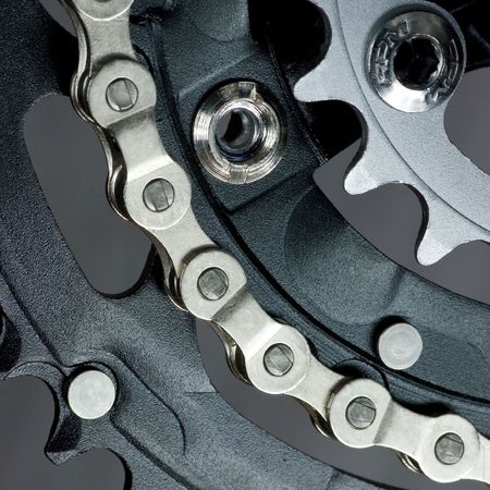 Mountain bike three chainring crankset with  chain