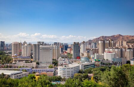 URUMQI, XINJIANG, CHINA - AUG 31, 2017: Urumqi cityscape as seen from Hong Shan Pagoda in Hongshan Parkのeditorial素材
