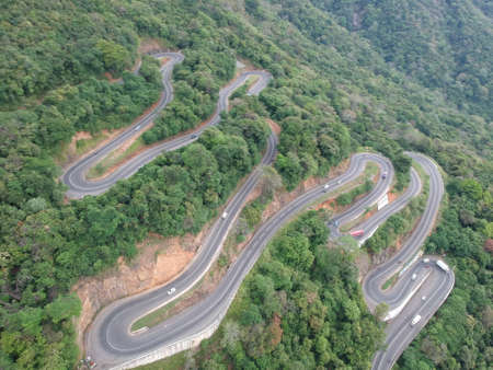 Scenic 18 bend road in Mahiyanganaya Sri Lankaの写真素材