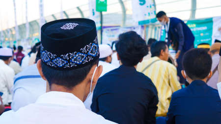 Muslim pilgrims from all over the world gathered to perform Umrah or Hajj at the mosque in Kuala Lumpur, Malaysia.の写真素材