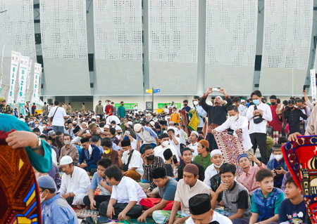 Jakarta, Indonesia 14th July 2022 Part of jakarta Muslim community pray ied adha 1435 H in they new stadium called jakarta International stadium with the governorのeditorial素材