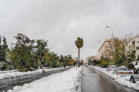 Street of Jerusalem covered in snow, December 13, 2013のeditorial素材