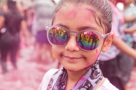 BANGKOK, THAILAND - March 2016: Unidentified People celebrating during the color throw at the Holi Festival of Colors on March 27, 2016 in Bangkok, Thailand.のeditorial素材