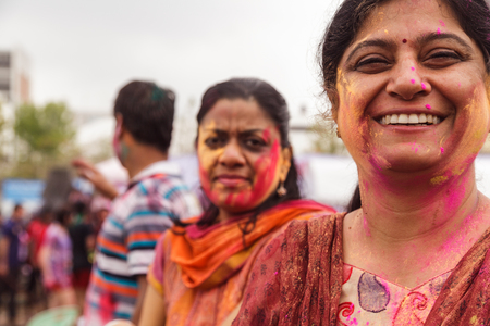 BANGKOK, THAILAND - March 2016: Unidentified People celebrating during the color throw at the Holi Festival of Colors on March 27, 2016 in Bangkok, Thailand.のeditorial素材
