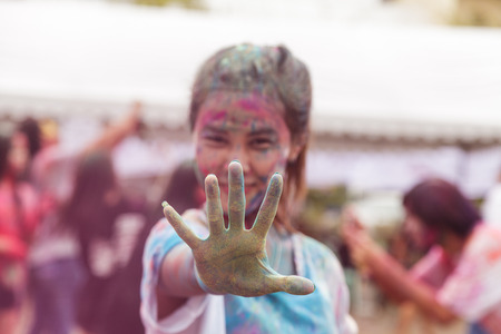 BANGKOK, THAILAND - March 2016: Unidentified People celebrating during the color throw at the Holi Festival of Colors on March 27, 2016 in Bangkok, Thailand.のeditorial素材
