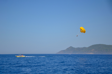 Parasailing in Turkey beach in summer.の写真素材