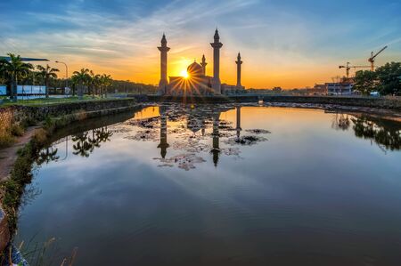 The Tengku Ampuan Jemaah Mosque, Bukit Jelutong, Malaysia の写真素材