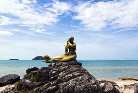 Mermaid symbol of Songkhla at Samila beachの写真素材