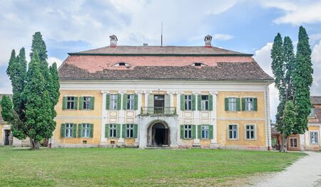 SIBIU, ROMANIA - AUGUST 10, 2016: The old Palace Brukenthal Avrigのeditorial素材