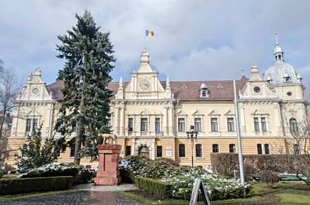 BRASOV, ROMANIA - MARCH 19, 2015: The City Hall of Brasov City (Primaria orasului Brasov).のeditorial素材