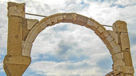 EPHESUS, TURKEY - SEPTEMBER 13, 2009. Visiting The site and ruins of Ephesusのeditorial素材