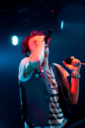Deryck Whibley. Sum 41 concert at Arena Moscow.  Jul 25, 2012 - Arena Moscow, Moscow, Russiaのeditorial素材