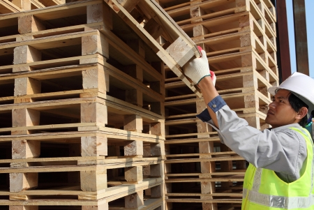 worker man arranging palletsの写真素材