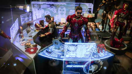 SAIGON / VIETNAM, 13 FEBRUARY 2018 - Iron man in the window of a toy shopのeditorial素材