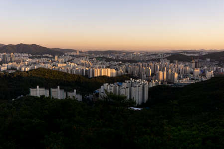 the spectacular view of Anyang.