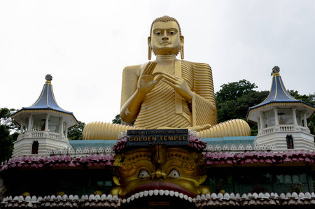 the cave temple in Sri Lankaの写真素材