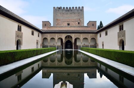 Yard myrtles without people, the Alhambra