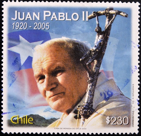 CHILE - CIRCA 2005: A stamp printed in Chile shows pope John Paul II, circa 2005のeditorial素材