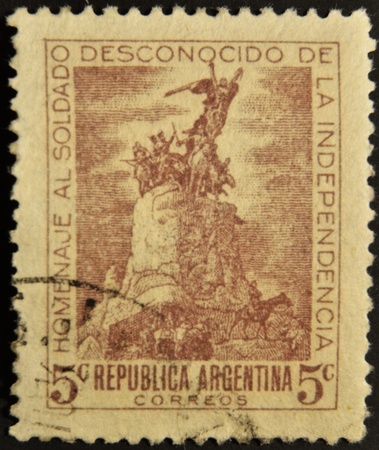 ARGENTINA - CIRCA 1920: A stamp printed in Argentina tribute to the unknown soldier of independence, circa 1920の写真素材