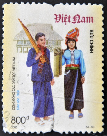 VIETNAM - CIRCA 2005  A stamp printed in Vietnam dedicated to the different ethnic Vietnamese, serie, circa 2005のeditorial素材