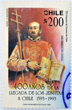 CHILE - CIRCA 1993: A stamp printed in chile commemorates the 400 years since the arrival of the Jesuits in Chile, shows St. Ignatius of Loyola, circa 1993のeditorial素材