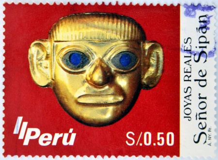 PERU- CIRCA 1987: A stamp printed in Peru shows image of The Lord of Sipan, circa 1987. の写真素材