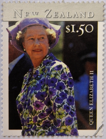 NEW ZEALAND - CIRCA 2001: stamp printed in New Zealand shows Queen Elizabeth II, circa 2001のeditorial素材