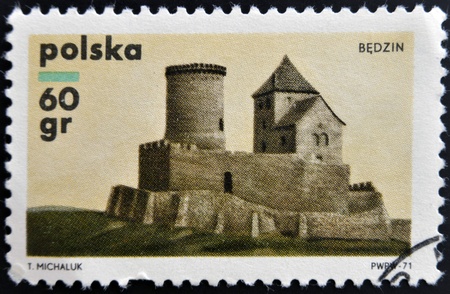 POLAND - CIRCA 1971: A stamp printed in Poland shows a Castle, Bedzin, circa 1971 のeditorial素材