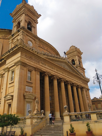 The Mosta Dome is perhaps the most impressive church in Malta, with its massive rotunda, that is the third largest in the world.The Mosta Dome church was built in 1860, and it is dedicated to the Assumption of Our Lady. During the Second World War the chuのeditorial素材