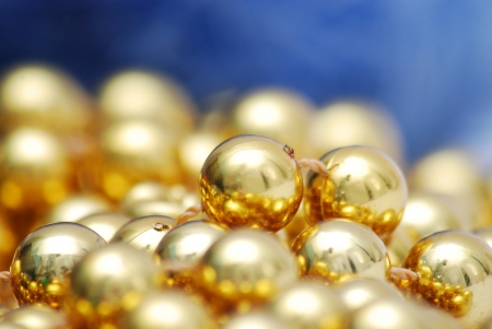 yellow pearlsの写真素材