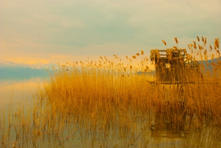 Fisherman s house by the lakeの写真素材
