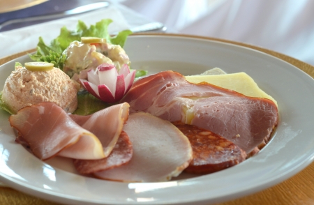 cold cuts in restaurantの写真素材