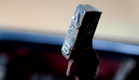 picture of a closeup of old disrty and dusty typewriter buttonsの写真素材