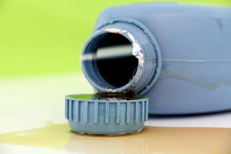 picture of a motor oil , bottle,cap, shot in a studioの写真素材