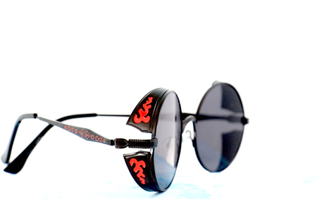 round polarized retro sunglasses, image of aの写真素材