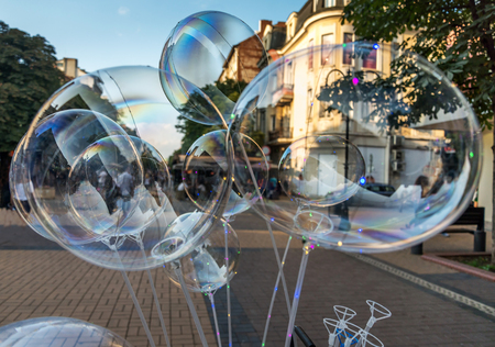 Large bubbles being sold along Vitosha Boulevard, Sofia's main pedestrian streetの写真素材