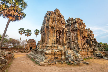 Originally Hindu temple pagodas and shrine,ruins of ancient 9th century Khmer culture,one of the oldest in Cambodia and part of Angkor Archaeological park, on a hilltop overlooking Tonle Sap lake.の写真素材