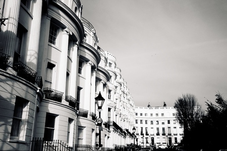 BRIGHTON, SUSSEX UK 13 October 2016: Bow fronted Regency (georgian) houses in Brighton, UKのeditorial素材