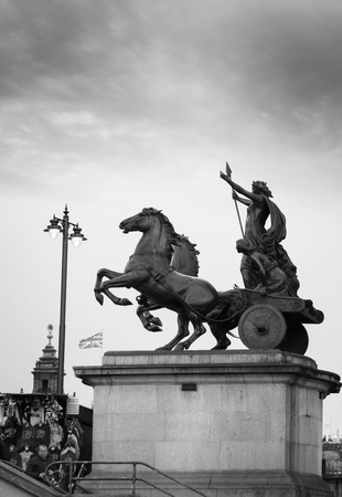 LONDON, ENGLAND - FEBRUARY 12, 2018. Statue of Boadicea and Her Daughters erected June 1902, Westminster, London, England, February 12, 2018.のeditorial素材