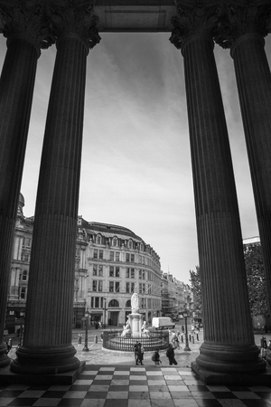 LONDON, UK - MAY 20, 2017. Columns at the entrance of St Pauls Cathedral, London, England, UK, May 20, 2017.のeditorial素材