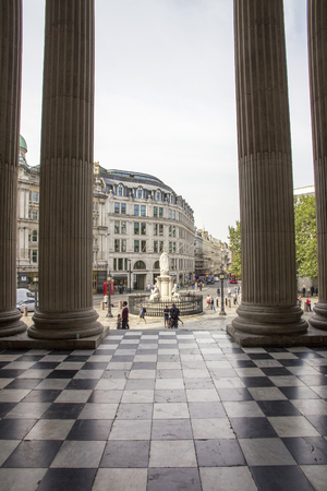 LONDON, UK - MAY 20, 2017. Columns at the entrance of St Pauls Cathedral, London, England, UK, May 20, 2017.のeditorial素材
