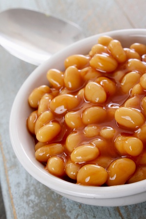 baked beans in white dishの写真素材